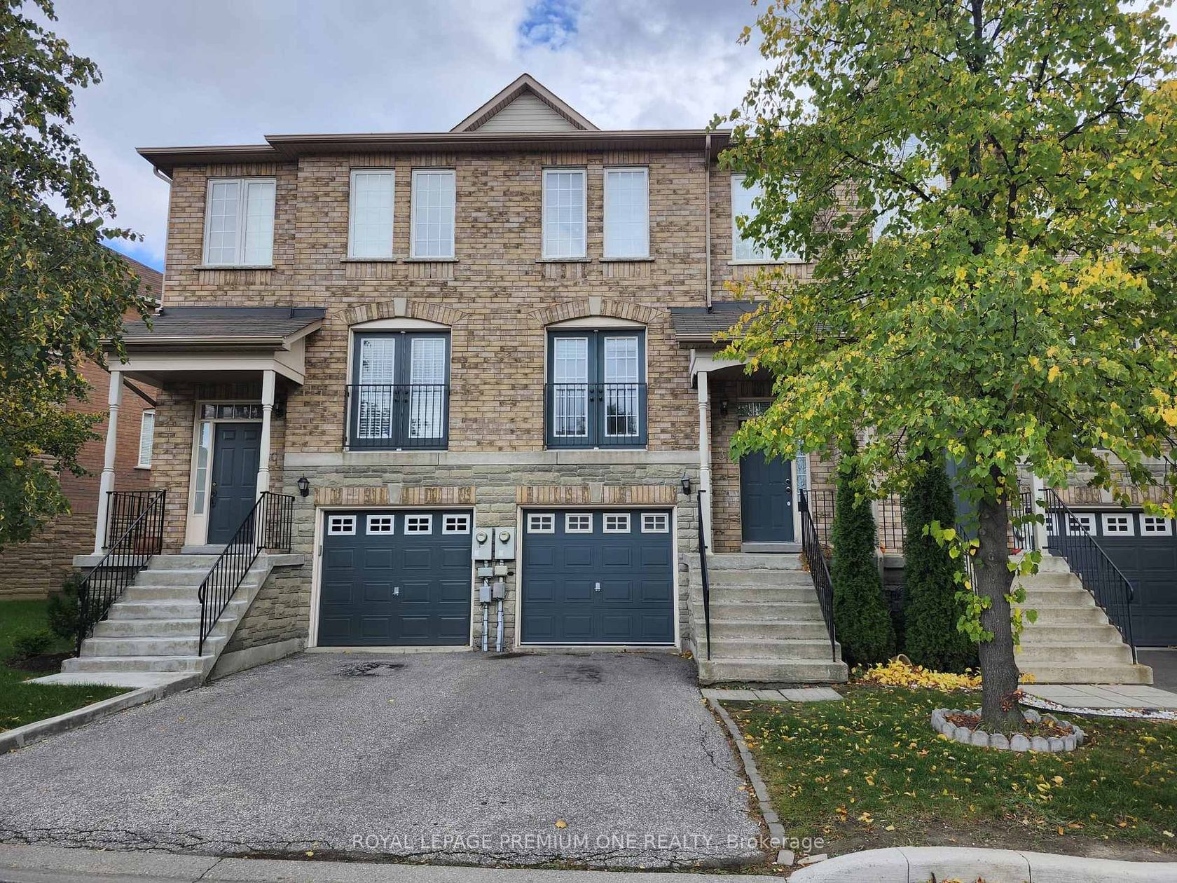 31 - 19 Foxchase Avenue, East Woodbridge, Vaughan 
