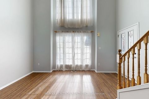 Photo 4 at 46 Watson Drive, East Bayfield, Barrie