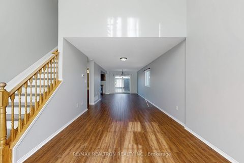 Photo 6 at 46 Watson Drive, East Bayfield, Barrie