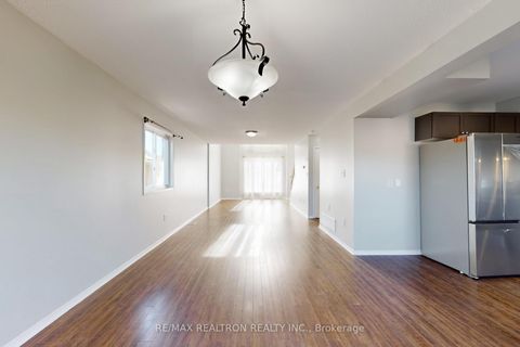 Photo 14 at 46 Watson Drive, East Bayfield, Barrie