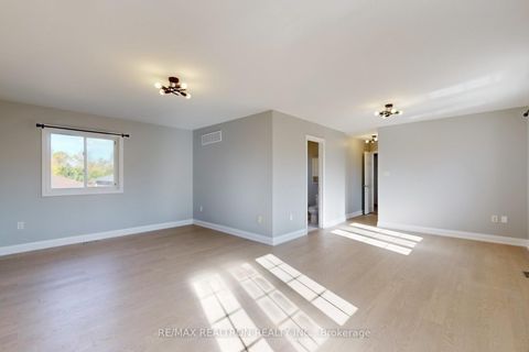 Photo 24 at 46 Watson Drive, East Bayfield, Barrie