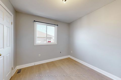 Photo 31 at 46 Watson Drive, East Bayfield, Barrie