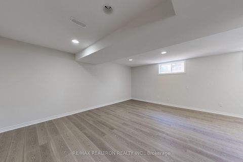 Photo 39 at 46 Watson Drive, East Bayfield, Barrie