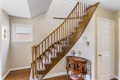 Photo 20 at 9 Constellation Crescent, Observatory, Richmond Hill