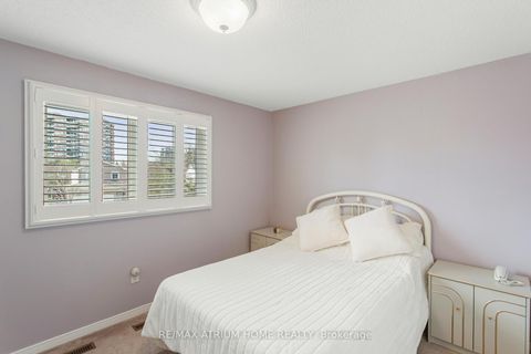 Photo 30 at 9 Constellation Crescent, Observatory, Richmond Hill