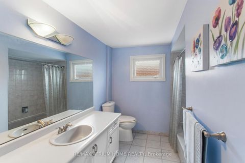 Photo 33 at 9 Constellation Crescent, Observatory, Richmond Hill