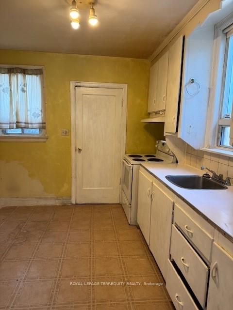 Photo 7 at 304 Donlands Avenue, East York, Toronto