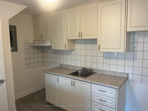 Photo 3 at 604-606 Marlee Avenue, Glen Park, Toronto