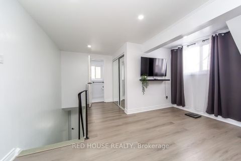 Photo 18 at 2 - 87 Irwin Road, Old Rexdale, Toronto