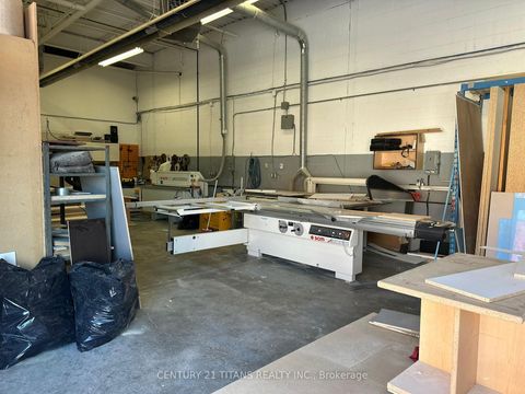 Photo 8 at 12 - 20 Venture Drive, Rouge E11, Toronto