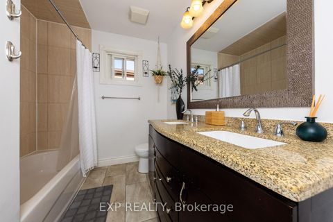 Photo 13 at 158 Millcroft Way N, Brownridge, Vaughan