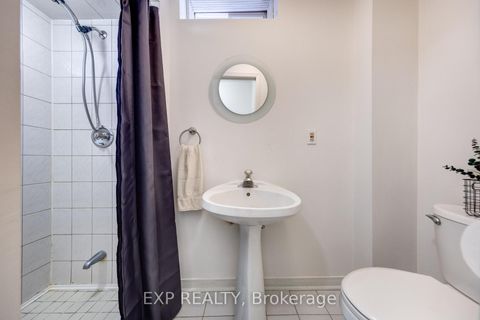 Photo 16 at 158 Millcroft Way N, Brownridge, Vaughan