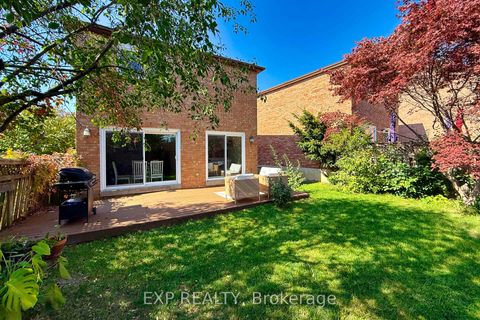 Photo 25 at 158 Millcroft Way N, Brownridge, Vaughan