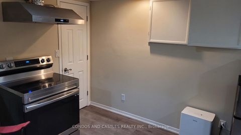 Photo 8 at 469 Richmond Street E, Moss Park, Toronto