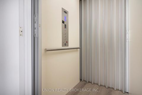 Photo 3 at 701 - 1316 Kingston Road, Cliffside, Toronto