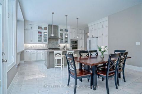 Photo 16 at 39 Cairns Gate, King City, King