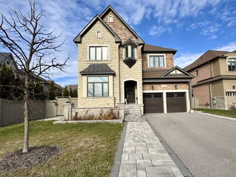 Photo 44 at 39 Cairns Gate, King City, King