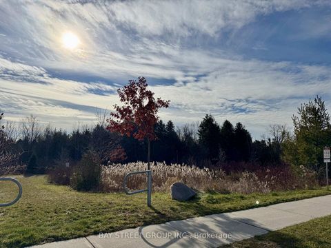 Photo 49 at 39 Cairns Gate, King City, King