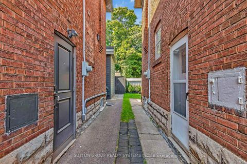 Photo 1 at 36 Hadley Road, Mount Pleasant East, Toronto