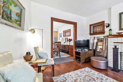 Photo 4 at 36 Hadley Road, Mount Pleasant East, Toronto