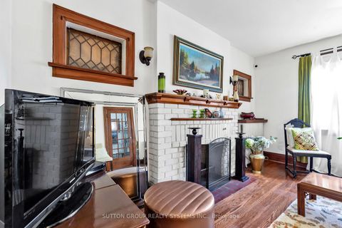 Photo 8 at 36 Hadley Road, Mount Pleasant East, Toronto