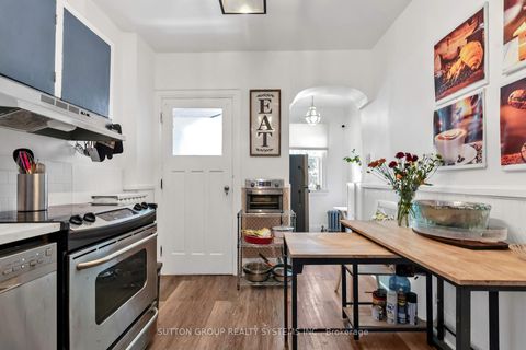 Photo 14 at 36 Hadley Road, Mount Pleasant East, Toronto