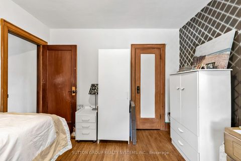 Photo 21 at 36 Hadley Road, Mount Pleasant East, Toronto