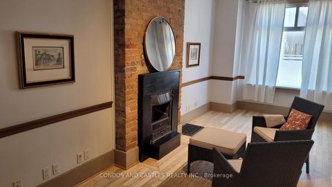 Photo 1 at 467 Richmond Street E, Moss Park, Toronto