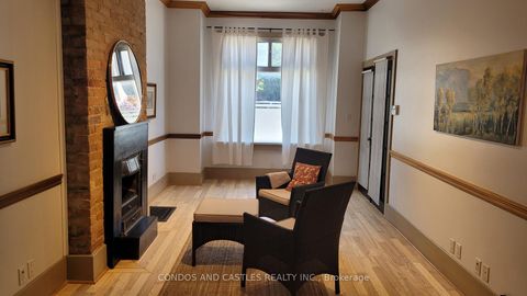 Photo 3 at 467 Richmond Street E, Moss Park, Toronto