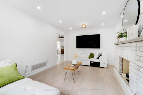 Photo 17 at 380 Summerchase Drive, RO River Oaks, Oakville