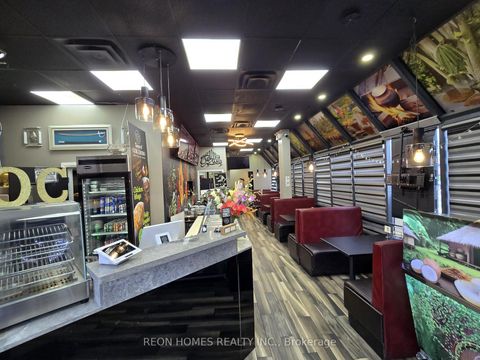 Photo 3 at 7 - 1071 Danforth Road, Eglinton East, Toronto