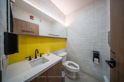 Photo 14 at 31 Elm Street, Bay Street Corridor, Toronto