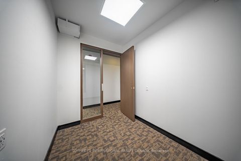 Photo 23 at 31 Elm Street, Bay Street Corridor, Toronto