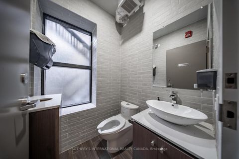 Photo 26 at 31 Elm Street, Bay Street Corridor, Toronto