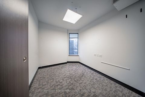 Photo 35 at 31 Elm Street, Bay Street Corridor, Toronto