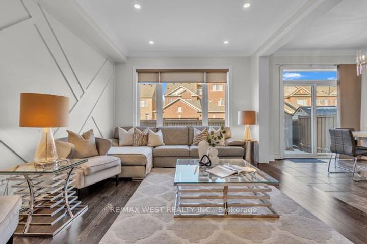 Photo 10 at 353 Moody Drive, Kleinburg, Vaughan