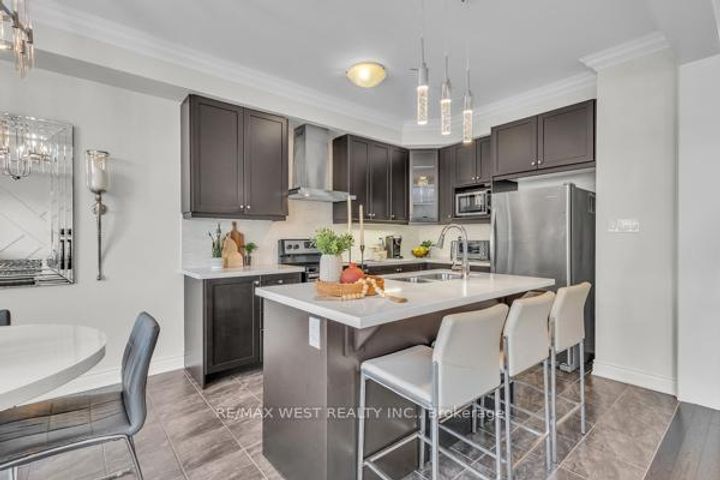Photo 16 at 353 Moody Drive, Kleinburg, Vaughan