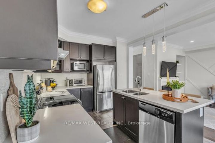 Photo 17 at 353 Moody Drive, Kleinburg, Vaughan