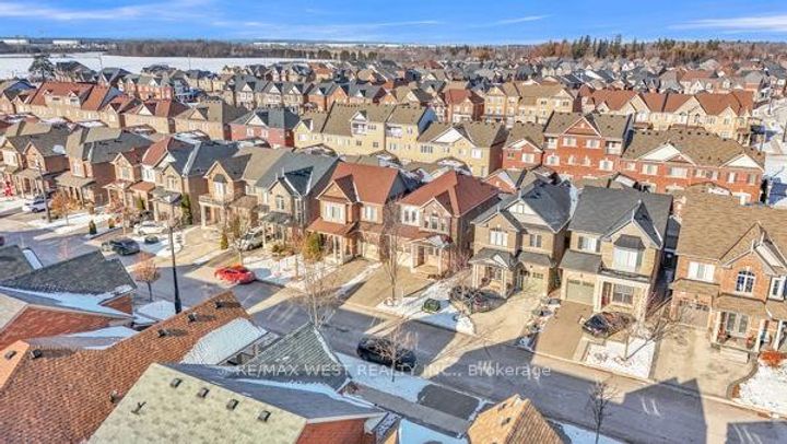 Photo 41 at 353 Moody Drive, Kleinburg, Vaughan