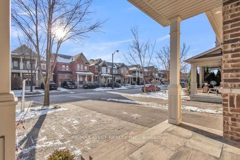 Photo 2 at 353 Moody Drive, Kleinburg, Vaughan