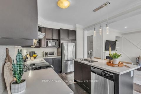 Photo 17 at 353 Moody Drive, Kleinburg, Vaughan