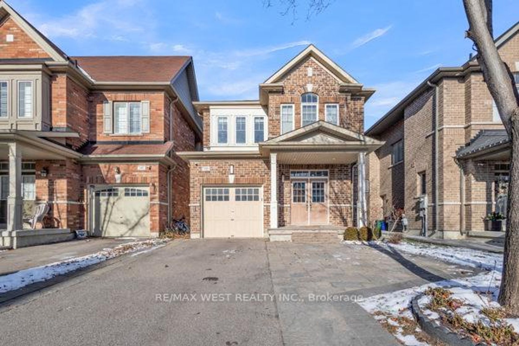 353 Moody Drive, Kleinburg, Vaughan 