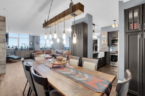 Photo 18 at 1616 - 9225 Jane Street, Maple, Vaughan