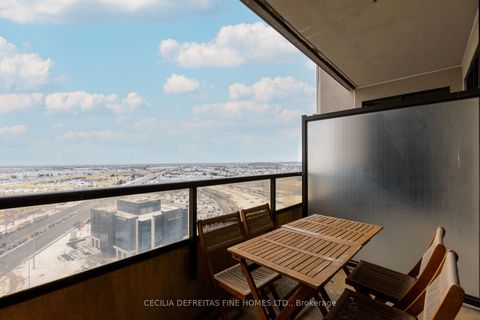 Photo 31 at 1616 - 9225 Jane Street, Maple, Vaughan