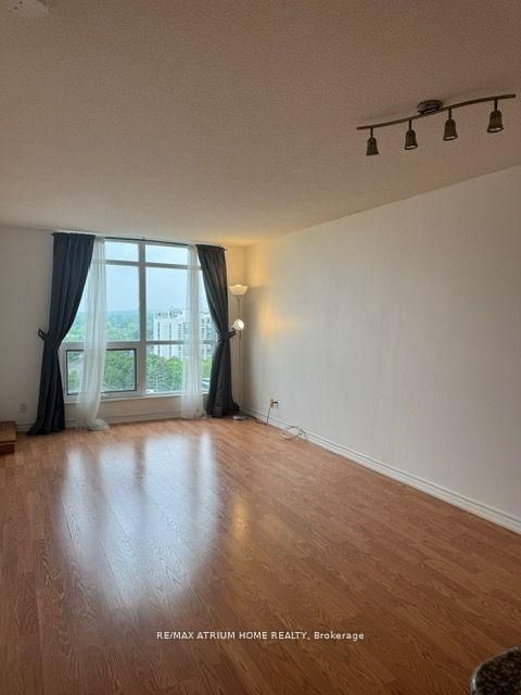 Photo 1 at 1124 - 18 Harding Boulevard, Harding, Richmond Hill