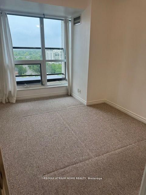 Photo 6 at 1124 - 18 Harding Boulevard, Harding, Richmond Hill