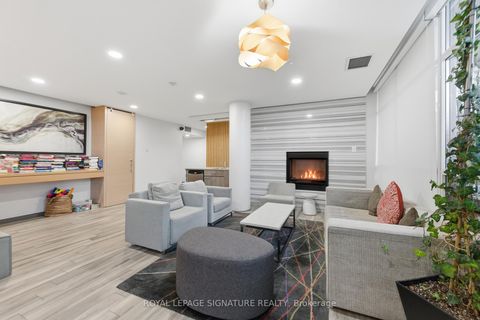 Photo 22 at 105 - 15 Bruyeres Mews, Niagara, Toronto