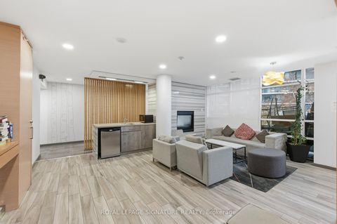 Photo 24 at 105 - 15 Bruyeres Mews, Niagara, Toronto