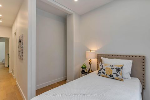 Photo 24 at 208 Gainsborough Road, Woodbine Corridor, Toronto