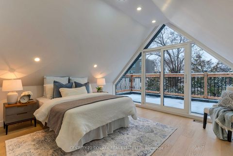 Photo 29 at 208 Gainsborough Road, Woodbine Corridor, Toronto